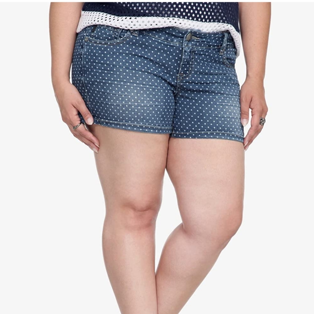 Torrid Polka Dot Denim Shorts Size 20 2X 20W